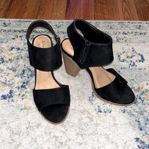 VINTAGE HAVANA BLACK BLOCK HEELS 🔥 SIZE 9